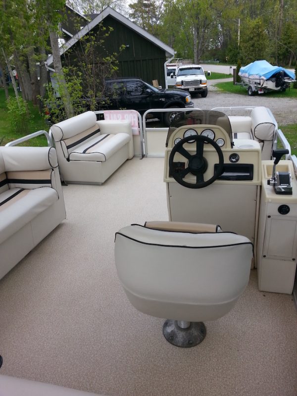 Replace, Repair, Boat canvas, Re-Sew, new install, barrie, orillia, severn, Gravenhurst, boat screen repair, boat window repair, boat screen, upholstery, marine upholstery